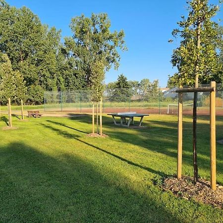 Maison Vendeenne: Beachside Family Retreat with Baby Amenities Saint-Hilaire-de-Riez Exterior photo