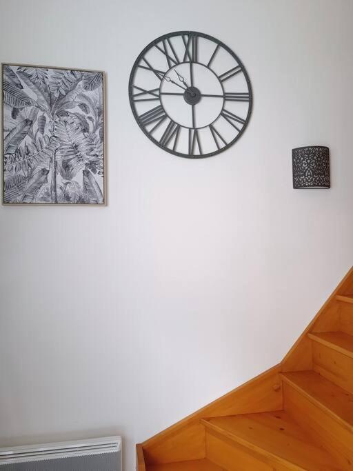 Maison Vendeenne: Beachside Family Retreat with Baby Amenities Saint-Hilaire-de-Riez Exterior photo